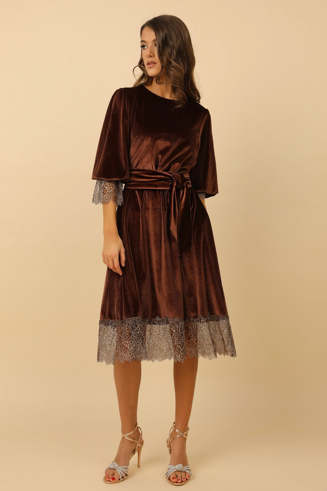 Brown Velvet Loose Dress With Lace