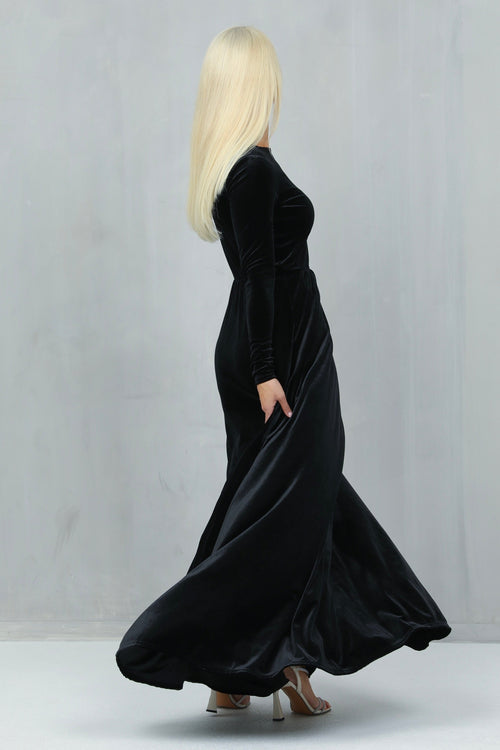 S Size Black Velvet Round Neckline Dress (Ready to Ship)