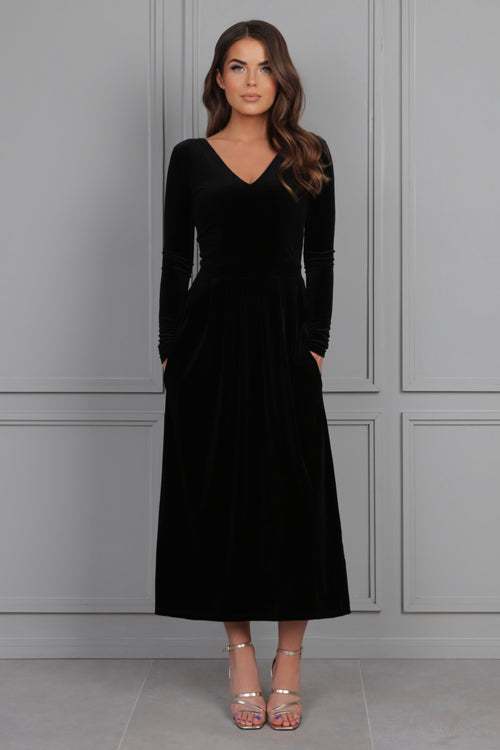 Black Velvet Regular V Neckline Midi Dress