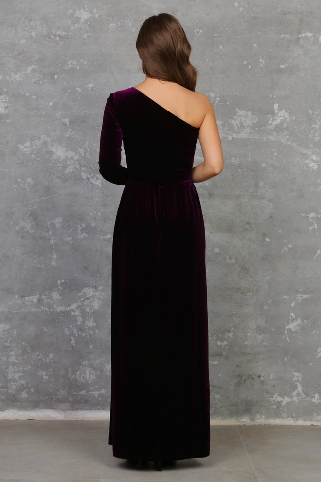 bridesmaid dress, bridesmaid gown, dress women formal, formal evening gown, long gown, gown women, evening gown, evening dress, wedding guest dress, velvet gown, fall dress, women velvet dress, dress velvet, dress women