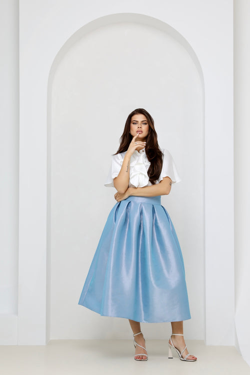 carolina herrera taffeta skirt, women skirt, formal skirt, taffeta skirt, ball skirt, skirt with pockets, classic skirt, light blue skirt
