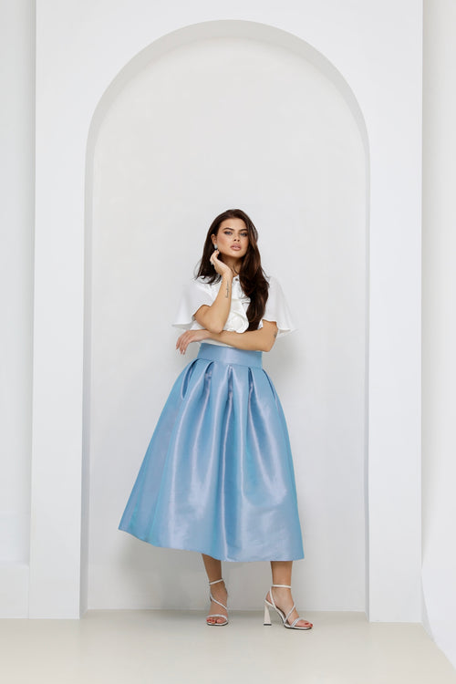carolina herrera taffeta skirt, women skirt, formal skirt, taffeta skirt, ball skirt, skirt with pockets, classic skirt, light blue skirt